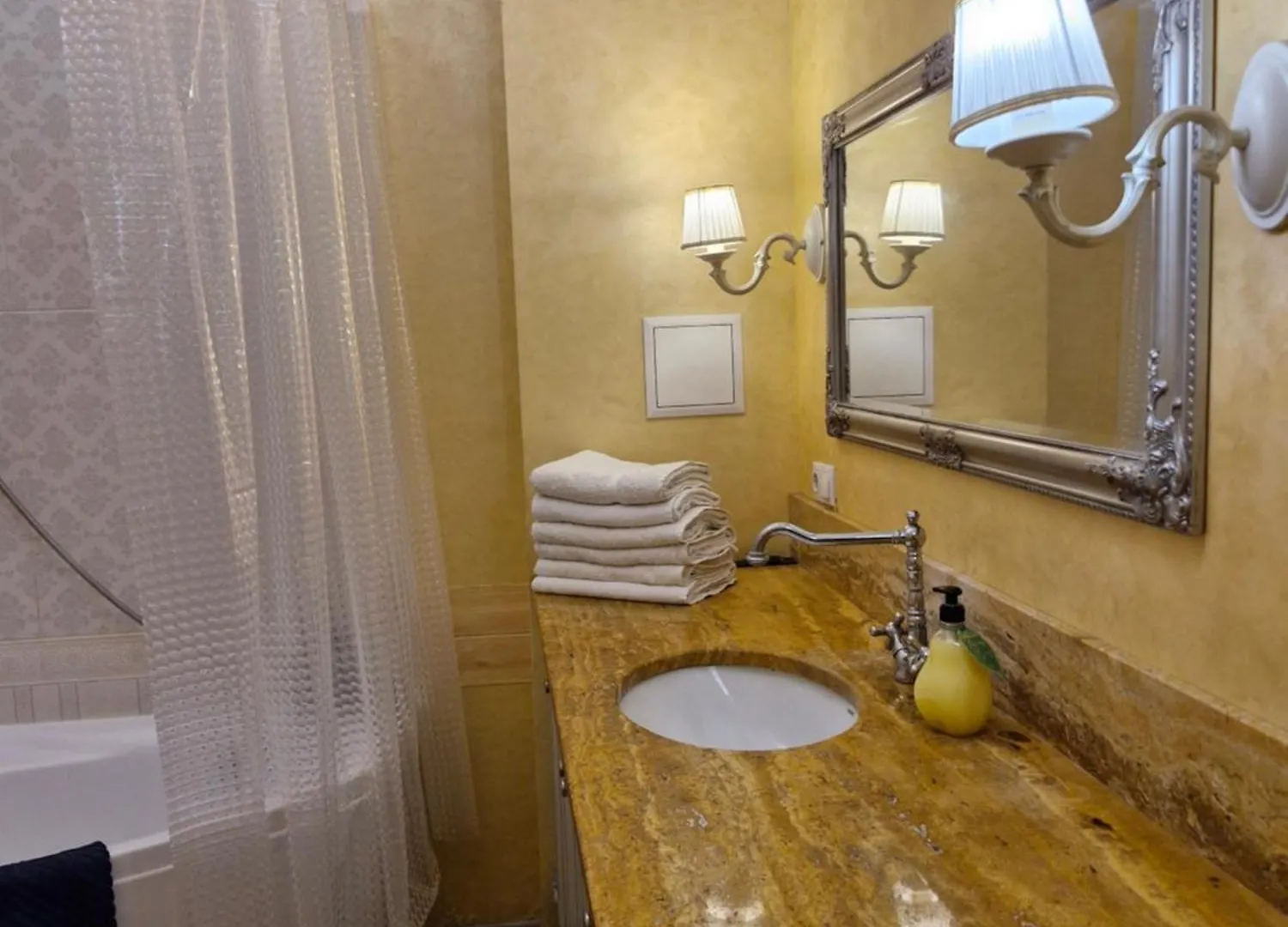 Apartment Затишна Квартира На Майдані Незалежності Kyiv