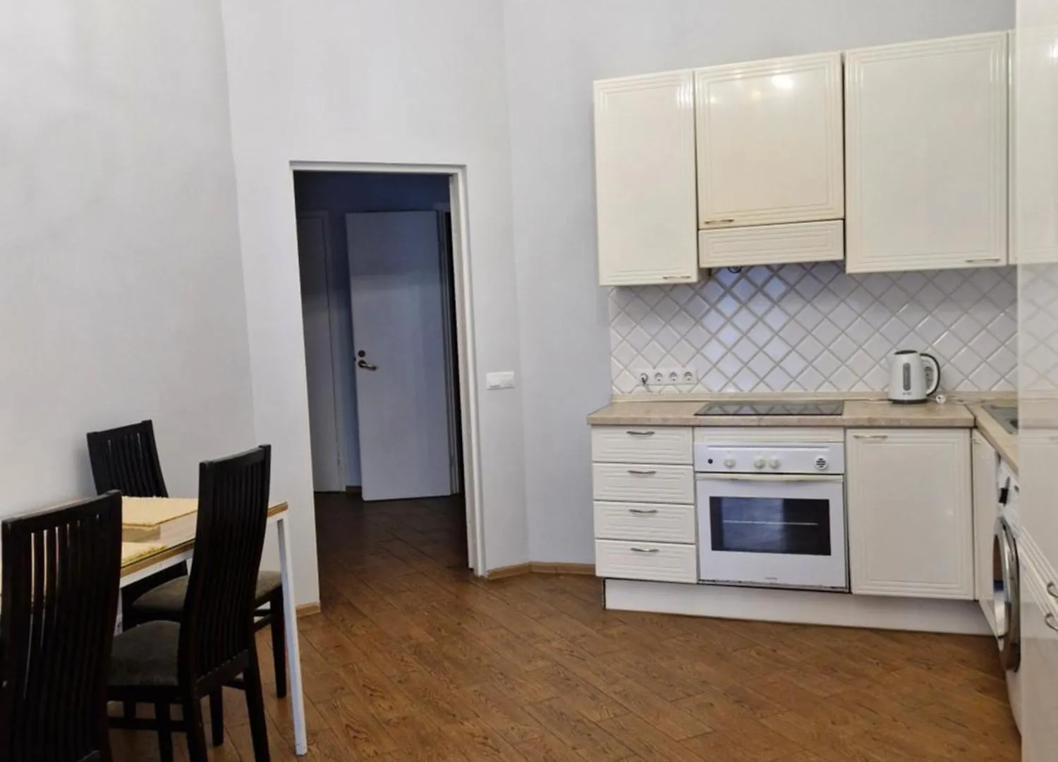 Apartment Затишна Квартира На Майдані Незалежності Kyiv Ukraine