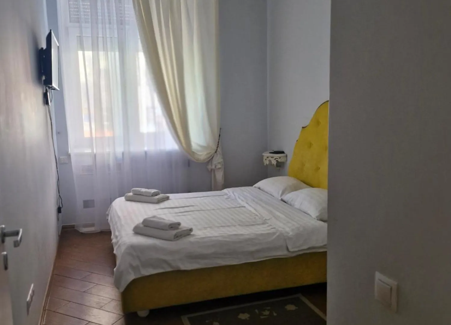 Apartment Затишна Квартира На Майдані Незалежності Kyiv
